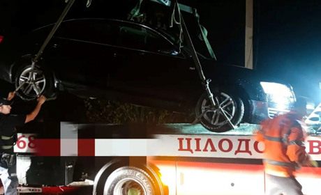Барський поліцейський громади під час комендантської години зупинив водія, а той був п'яний