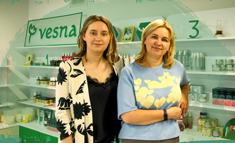 "Робили б косметику вдома – міксером". Історія релокації бренду "Весна"