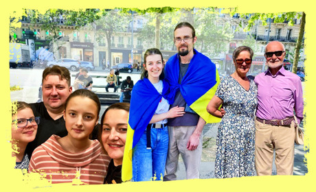 Знання мови, інший уклад життя та пошуки роботи: з якими викликами зіштовхуються українці в Франції