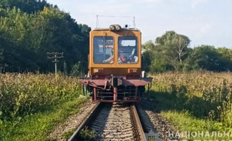 7 вересня сталося ДТП зі смертельним наслідком у Кіцмані на переїзді: загинув водій мотоблока