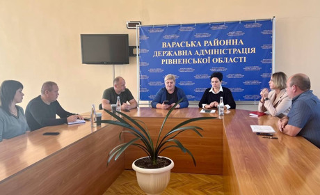 Житло для ВПО – одна з тем візиту чиновниці облдержадміністрації до Володимирця