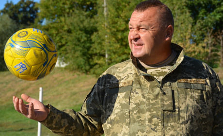 Від вчителя до військового: обличчя золотоніського захисника