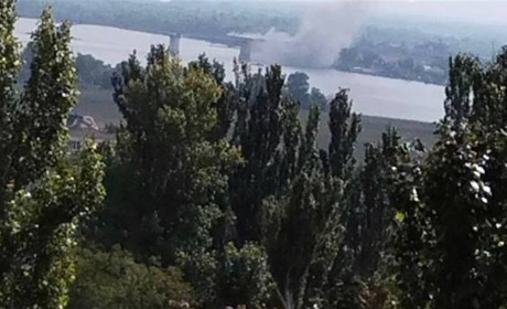 ЗСУ знову уразили Антонівський міст, щоб розвіяти міфи про можливість його використання окупантами