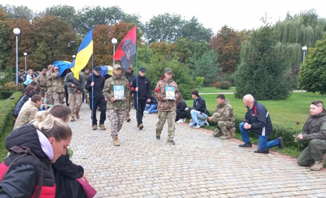 У Борисполі в останню путь провели бійця "Правого сектору" Олександра Савчука із Хоцьок