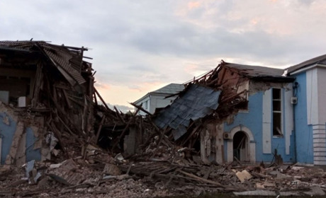 В Лисичанську вночі вибухнула комендатура окупантів. Коли вони навчаться безпечно курити