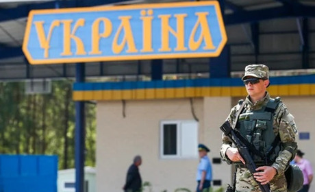 У Раді запропонували випускати чоловіків за кордон під щомісячний внесок 13 тисяч грн