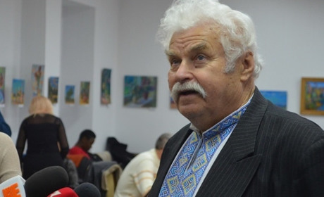 «Якщо українець несвідомий, то він стає біомасою, іде туди, куди його пхають»: Олекса Різниченко