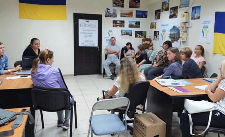 У інформаційному центрі для бердянців проходять тенінги психологічної підтримки