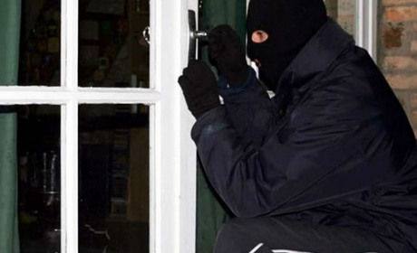 П'ятеро на одного: на Одещині невідомі у масках побили та пограбували підприємця