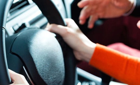 За кермо в 16 років: у Раді зареєстрували законопроєкт