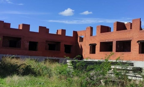 Продавали квартири, яких не існує: на Одещині суд відправив за ґрати фіктивних забудовників