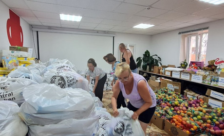 Ще 470 продовольчих кошиків роздали переселенцям Балтщини від американських благодійників