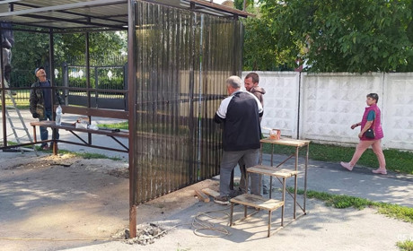 Новини воєнного часу. Старокостянтинівщина. Нова зупинка, отримані книги, буржуйки для військових