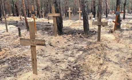 Не дозволяли ховати загиблих: як вели себе окупанти на початку окупації в Ізюмі
