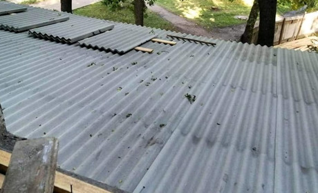 В Торецьку ремонтують будівлі амбулаторії та лікарні