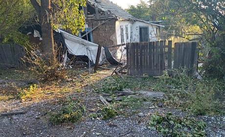 Російські окупанти обстріляли Торецьк. Пошкоджено будівлю лікарні та приватні будинки