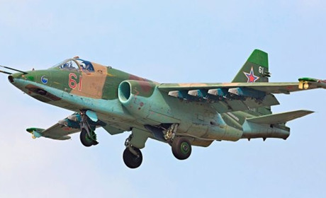 У небі над Херсонщиною ЗСУ знищили російський штурмовик Су-25 та вертоліт Мі-8