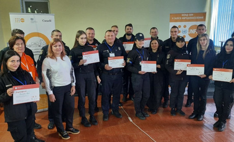 У Старокостянтинові провели тренінг з поліцейськими, організований Фондом ООН