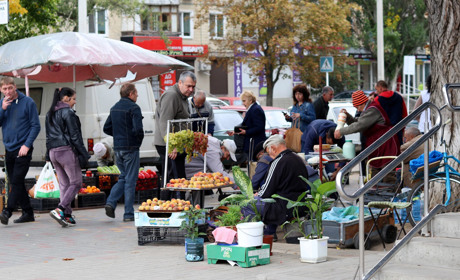 "Бо город, господарство": редакційний нарис про те, чому деякі нікопольці лишаються в місті