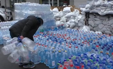 У Торецьку видають гуманітарну допомогу: що можна отримати?