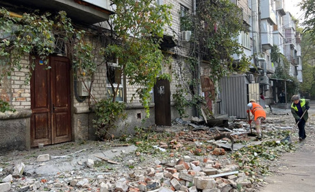 Війська рф знищили або пошкодили на Миколаївщині 81 медичний та 365 навчальних закладів — ОВА