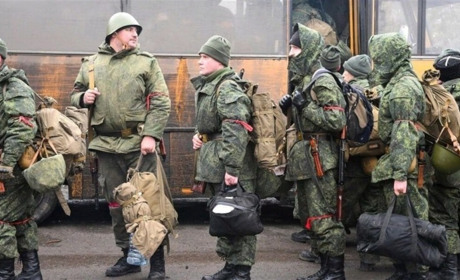 Подворові обходи та переліки чоловіків призовного віку: окупанти готуються до мобілізації