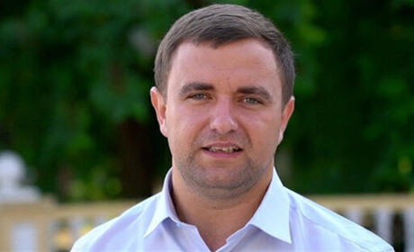 Екснардепу Олексію Ковальову прожували платити заробітну плату з бюджету, попри держзраду
