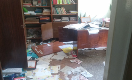 У Новій Каховці окупанти нищать бібліотеку