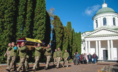 Ніжин втратив ще одного Героя – солдата Піюка Віктора. Сьогодні з ним прощалися