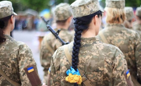 Військовий облік для жінок: Верховна Рада ухвалила законопроєкт про добровільний облік