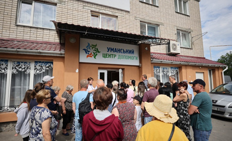 «Треба допомагати людям, які їдуть до нас» — Дмитро Кротик, пастор з Умані