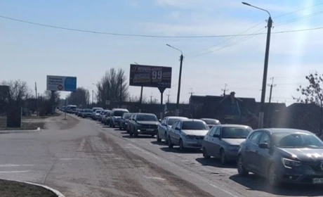 Колаборанти в паніці втікають з Криму: як зрадники відреагували на вибух на Кримському мосту