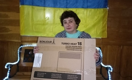 Мешканцям Торецька допомагають підготуватися до зими: яким чином?