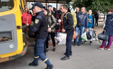 У Добропіллі продовжують евакуйовувати цивільне населення: як записатися?