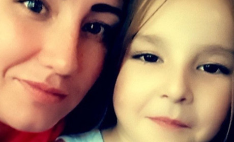 6-річній Кароліні з Нікополя, яку важко поранено обстрілами, проведуть безкоштовне протезування