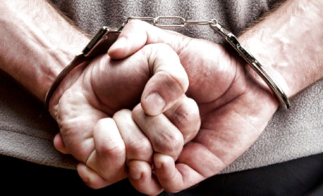 У Добропіллі поліцейські зловили крадія: що загрожує зловмиснику