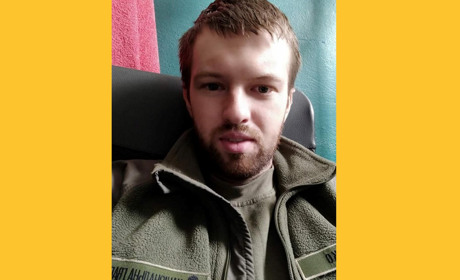 Оборонця Маріуполя Сергія Кравченка нагородили орденом "За мужність"