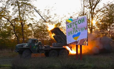 Росіяни вивозять з Херсона зрадників