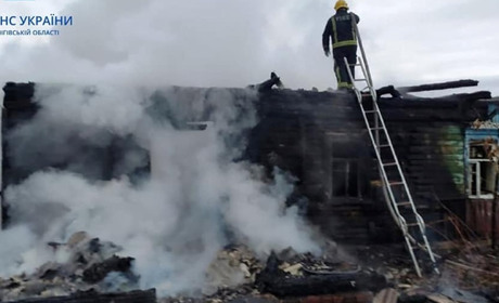 На Чернігівщині за добу виникло шість пожеж в житловому секторі: одна людина загинула