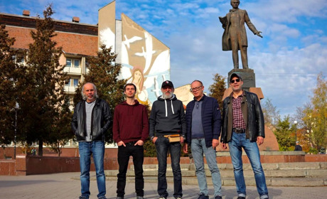 “Україна – це кулак і він дасть по морді всім”: “Брати Гадюкіни” про Україну, війну та Дрогобич