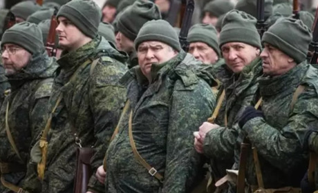 В окупованому Сватовому нашестя мобілізованих. Яка ситуація в місті