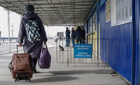 До весни: українців закликають не повертатися додому з-за кордону (оновлено)