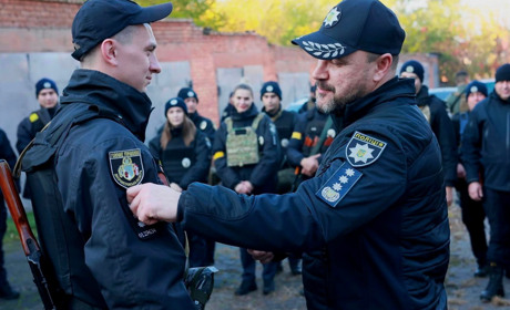 Глава Національної поліції Ігор Клименко подякував поліцейським Нікопольщини за службу