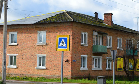 Керівник Корюківської ЖЕК переконаний, що життя під одним дахом змусить людей подружитися