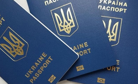 Уряд спростив оформлення паспортів під час воєнного стану. Що нового?