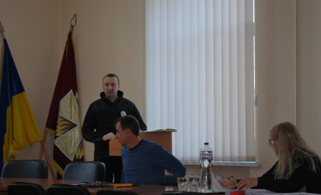 Тридцять(!) пакунків з наркотичною речовиною привіз до Золотоноші житель обласного центру