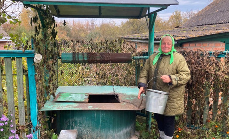 На Літописній у Переяславі люди досі ходять до давньої криниці