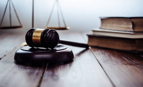Жителю Стайок Ржищівської громади, який до смерті побив свою матір, суд оголосив ворок