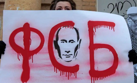 На Луганщині затримали шпигунку ФСБ, яка хотіла співпрацювати з СБУ. Що отримає "подвійна агентка"