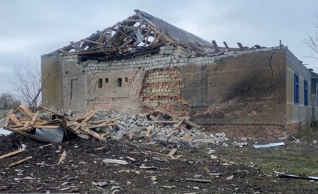 Через обстріли в Гуляйполі горіли будинки та сільгосптехніка